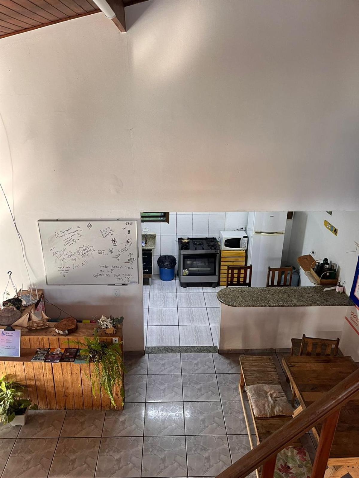 Da Lua Hostel Ubatuba Buitenkant foto