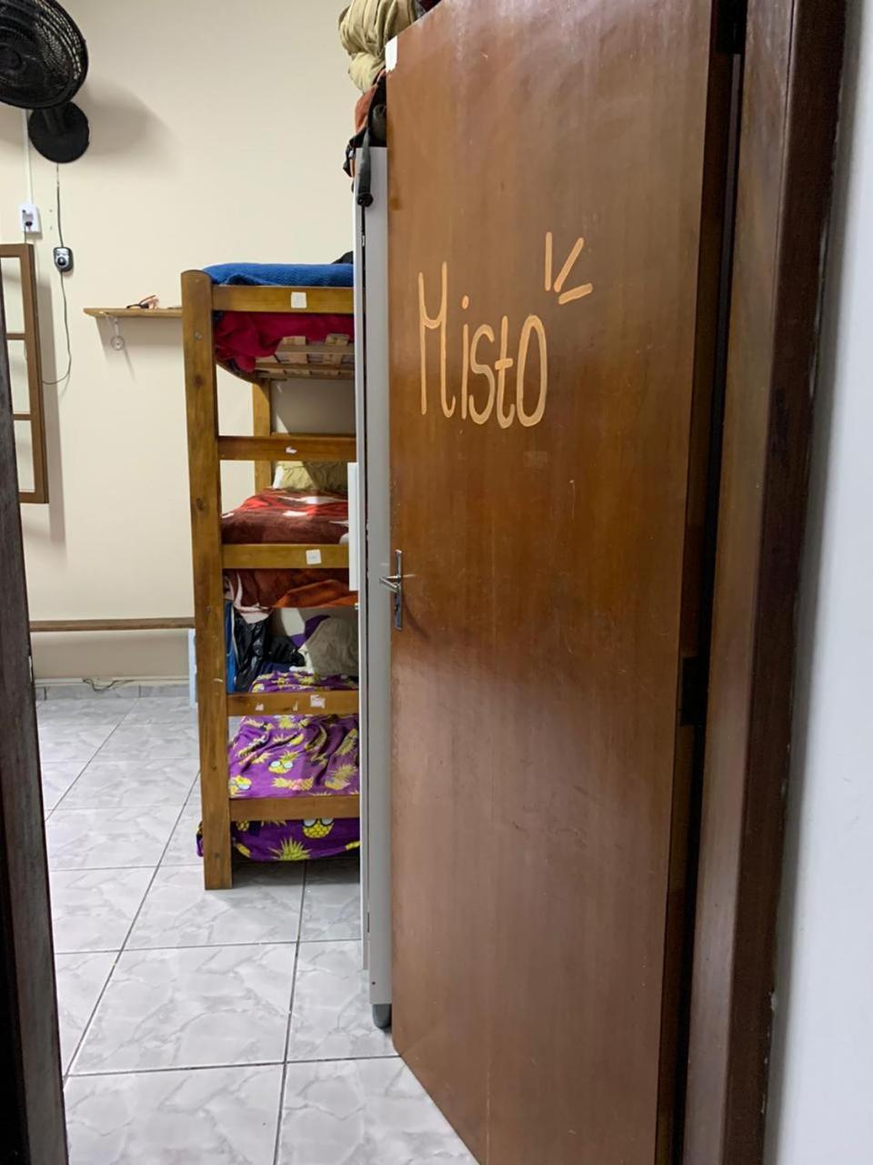 Da Lua Hostel Ubatuba Buitenkant foto