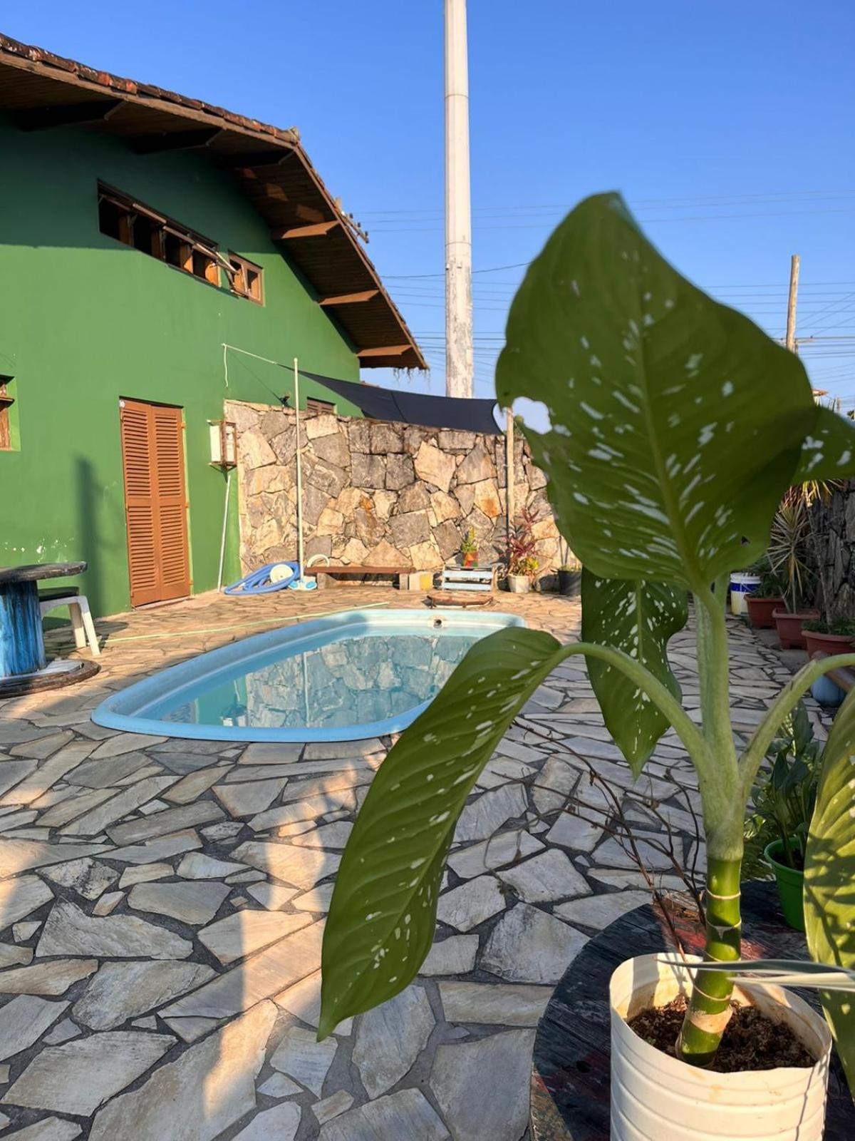 Da Lua Hostel Ubatuba Buitenkant foto