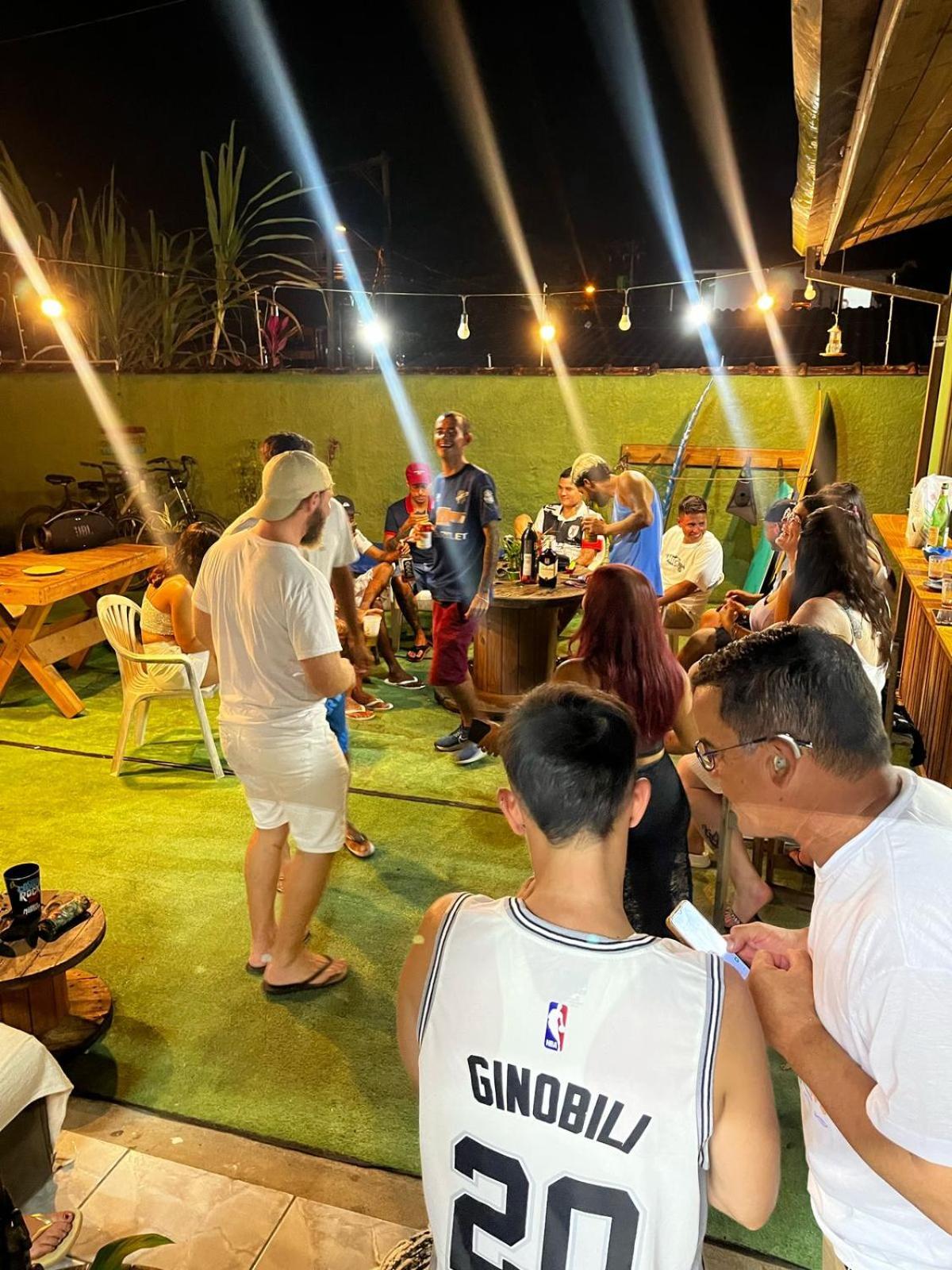 Da Lua Hostel Ubatuba Buitenkant foto