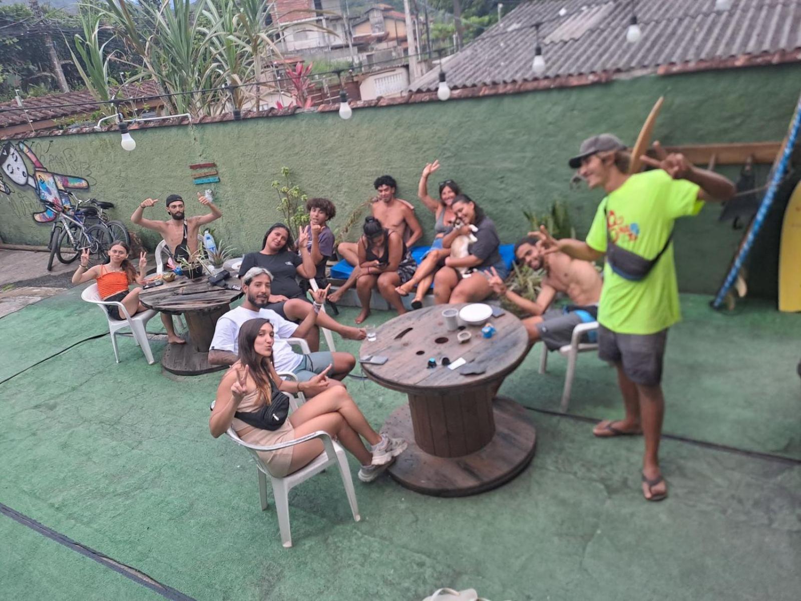 Da Lua Hostel Ubatuba Buitenkant foto