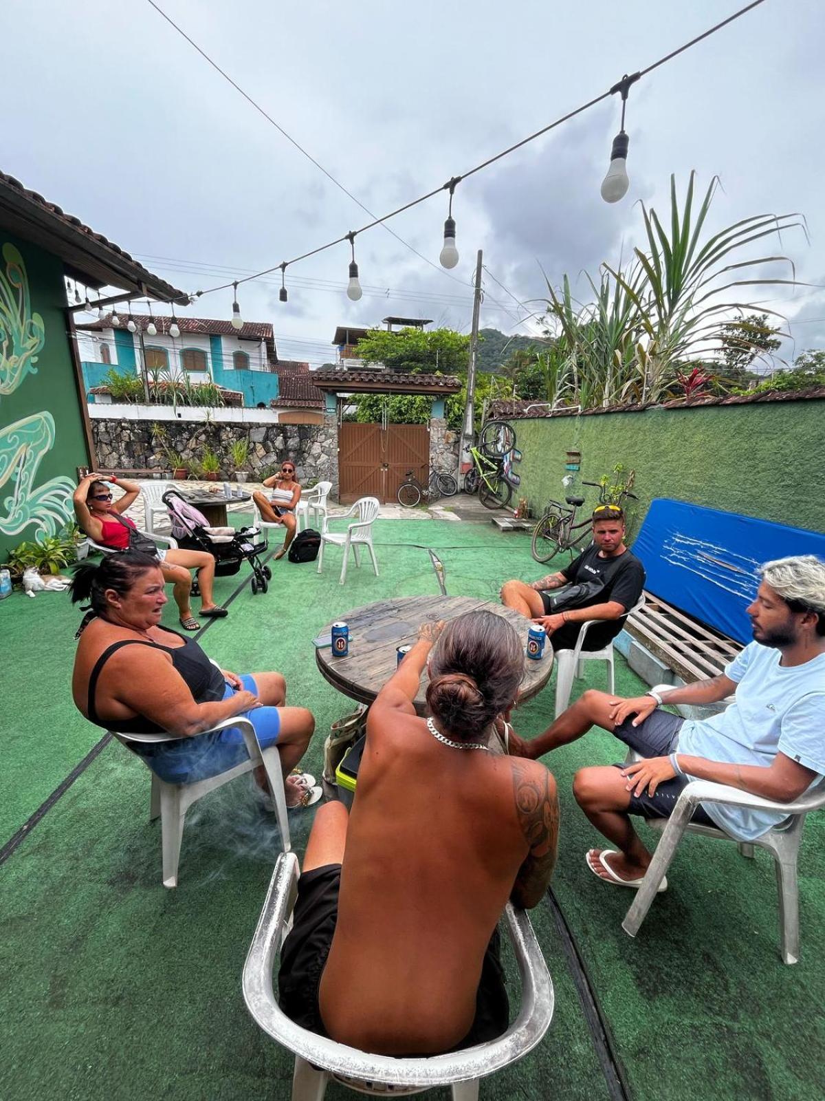 Da Lua Hostel Ubatuba Buitenkant foto