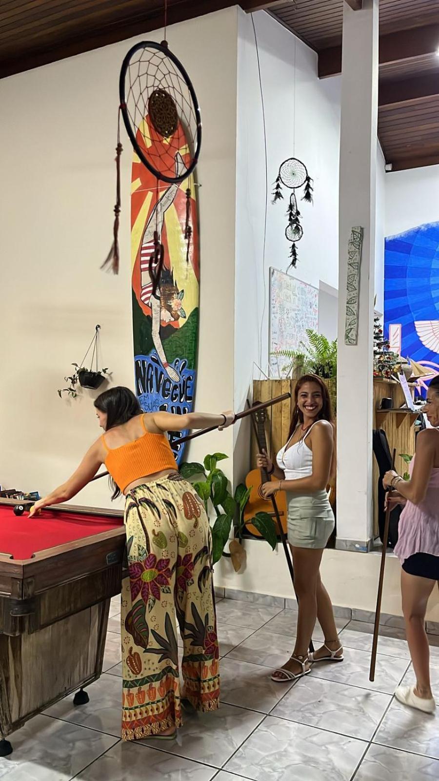 Da Lua Hostel Ubatuba Buitenkant foto